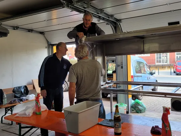 Wildsaugrillen 2024 – Grill putzen